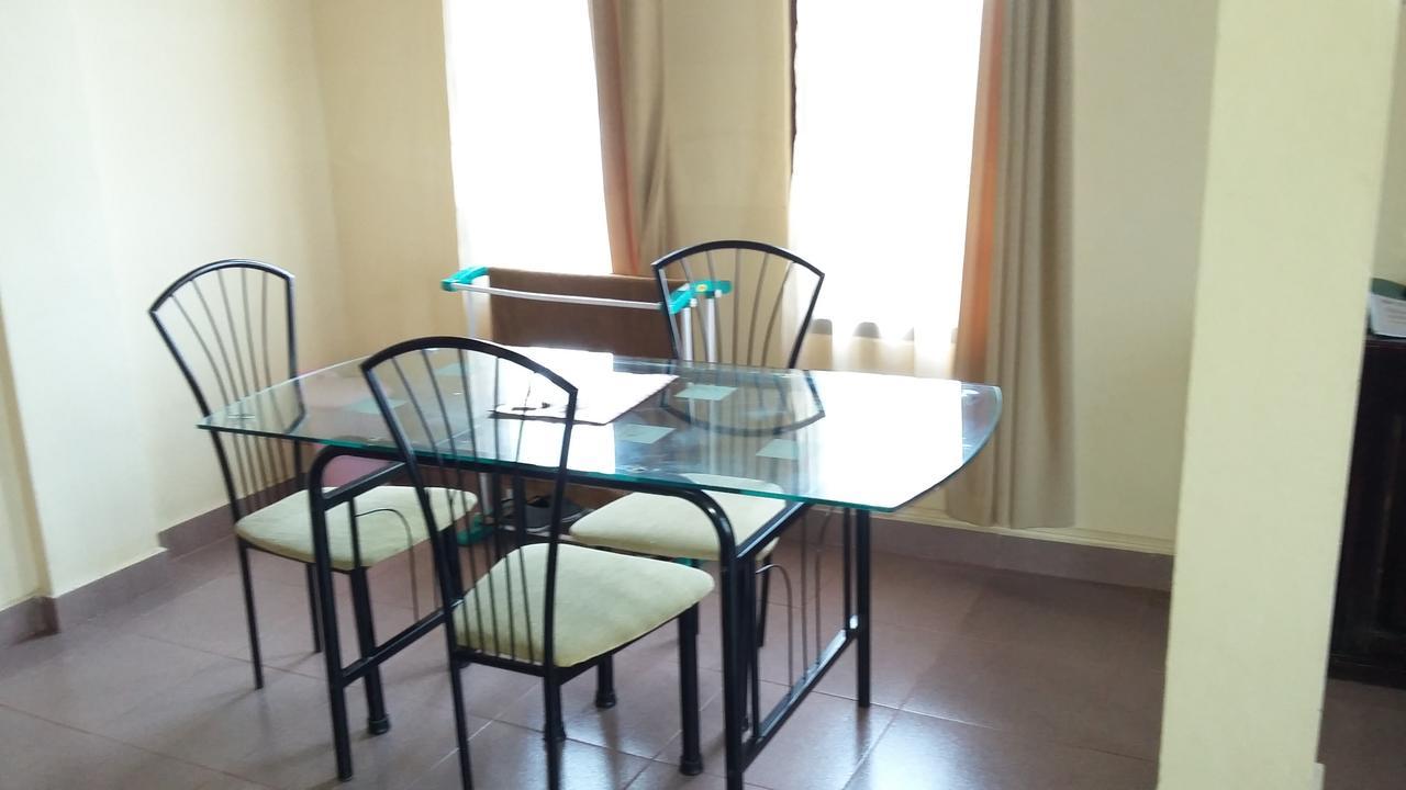 Hotel Ar - Riyadh Kualatungkal Екстериор снимка