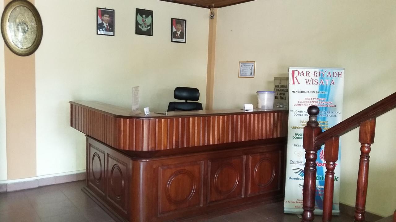 Hotel Ar - Riyadh Kualatungkal Екстериор снимка